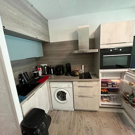 Cosy à *